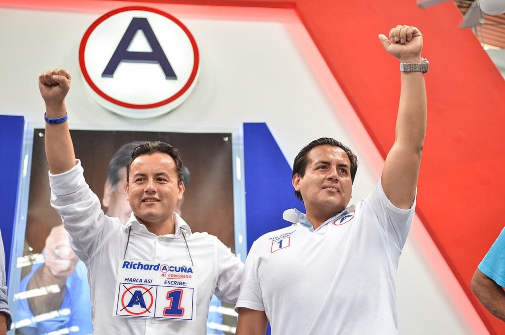 Desde Trujillo, donde fueron recibidos por cientos de simpatizantes, César y Richard Acuña Núñez reactivaron las bases de Alianza para el Progreso del Perú. Foto: APP