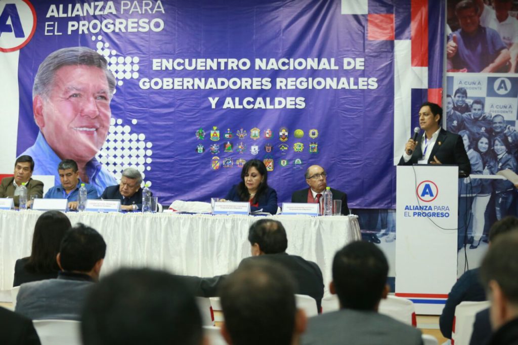 Gobernador Regional de La Libertad, Luis Valdez, apeló a fotalecer la unidad del partido APP.